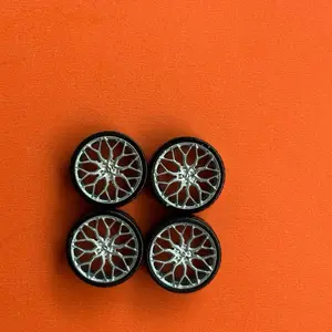 12x5mm rims 1/64 scale (snow) 12x5mm rims 1/64 scale (snow)