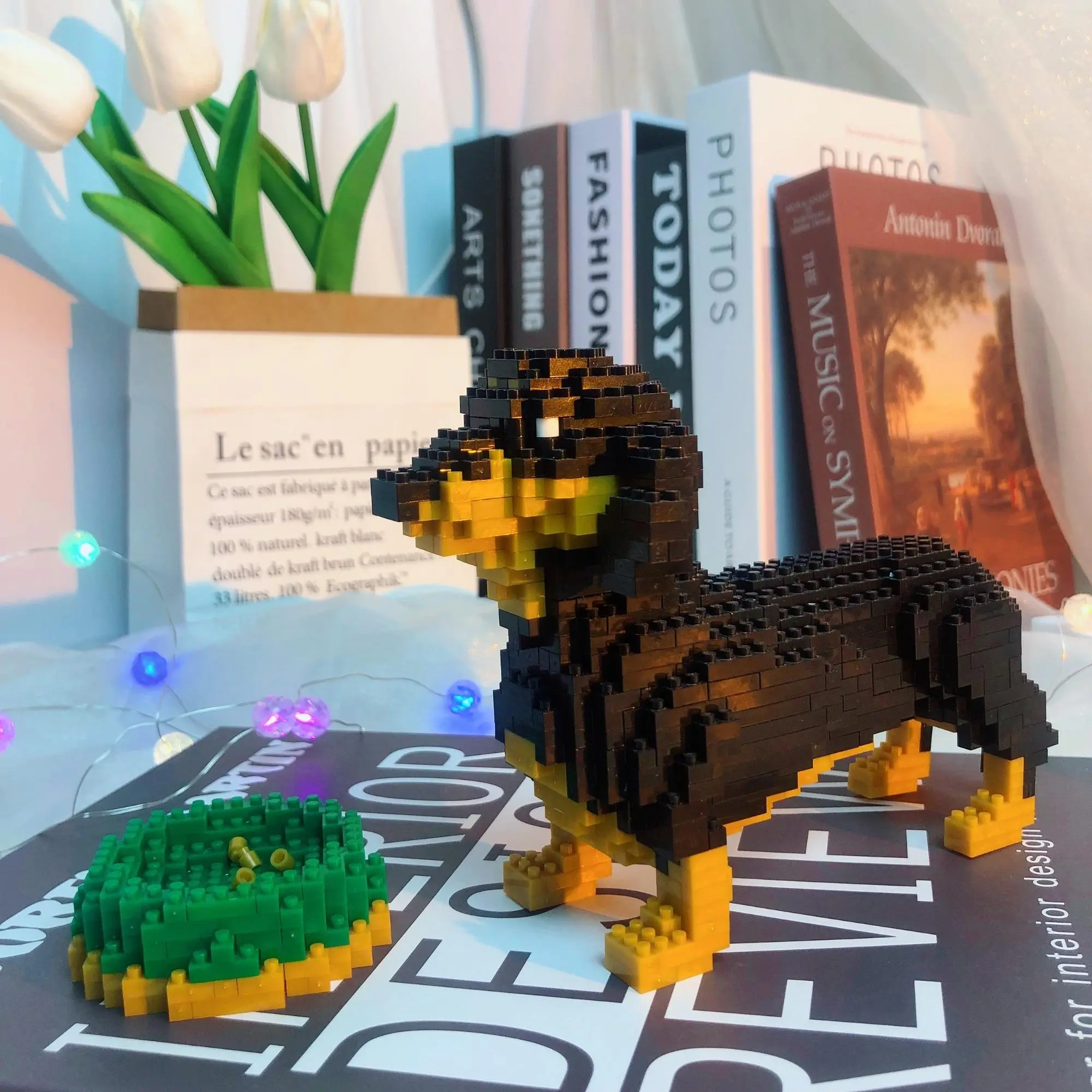 Cute Dachshund Building Blocks, Building Block Sets, Building Block Model, Cartoon Dog DIY Puzzle Game, Building Toy for Gifts, Creative Desktop Decoration, Gift, Building Kit
