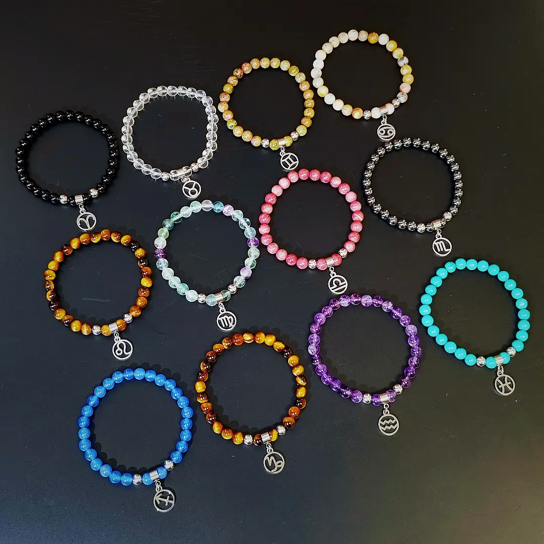 Zodiac Bracelet with Charm | 12 Constellation Crystal Beaded Bracelet in Gold or Silver | Birthday Gift for Her | Astrology Jewelry