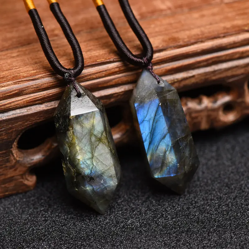 Natural Labradorite Crystal Double-Point Pendant, Natural Crystals Healing Energy Amulet for Women Men Semiprecious Stone Necklace