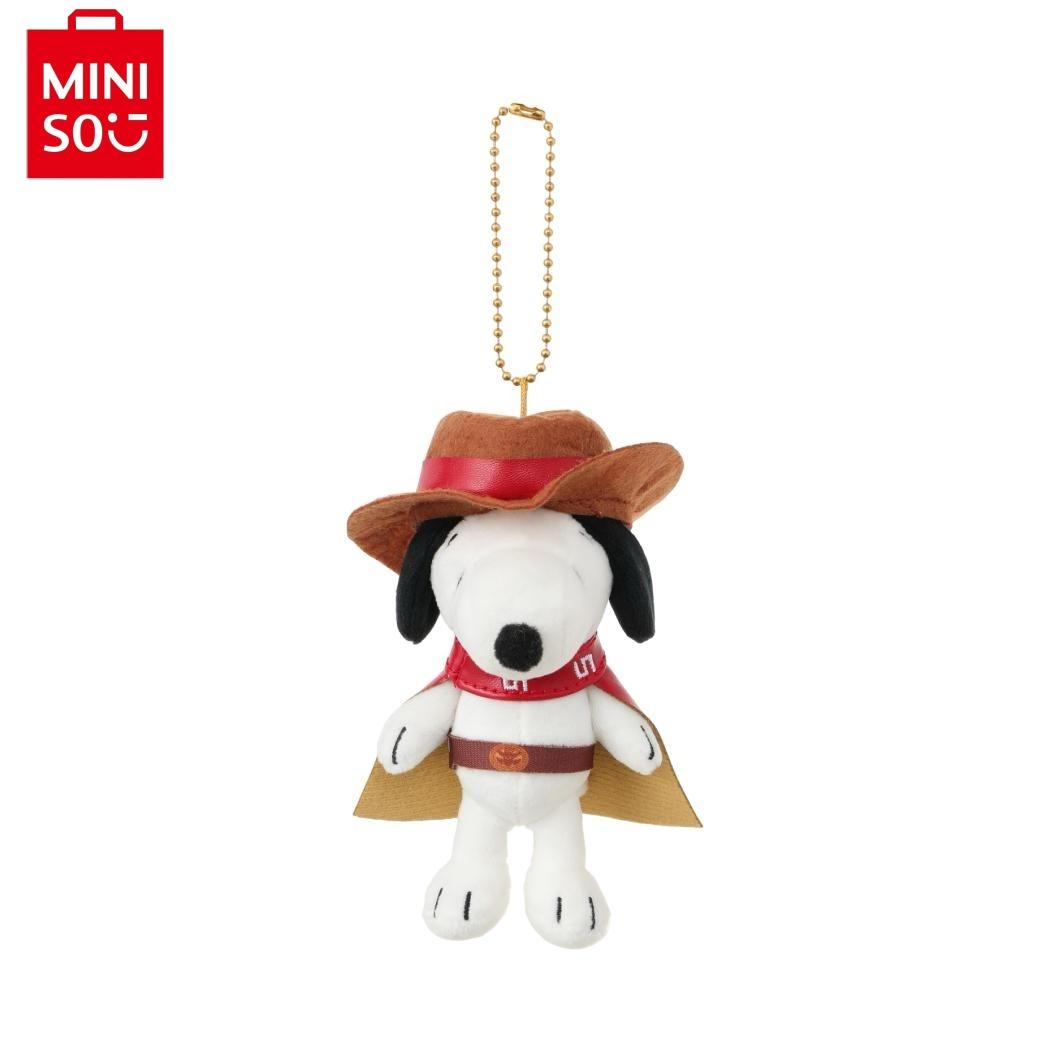 Western Cowboy Series Plush Keychains, Ideal for Snoopy Lovers, Plush Product Type, Features Western Cowboy-themed Snoopy Designs for a Charming Look.