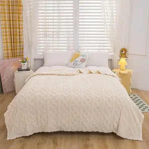 Ultra-soft and fluffy throw blanket, 3D checkered plush blanket, perfect for beds, sofas, cars, travel, and as an office shawl—suitable for all seasons