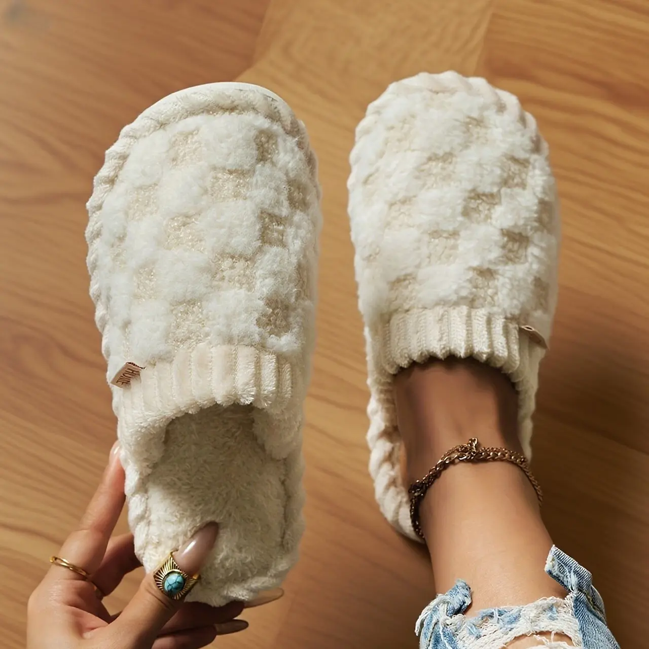 Unisex Checkered Slide Slippers, Trendy Casual Open-Toe Cotton House Shoes with Cushioned, Breathable Design and Non-Slip Sole, Breathable Slippers, Indoor Barefoot Slippers