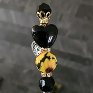 Credit Card ATM Clip for Long Nails + Card Grabber with Metal Clip - Manicure Nail Protector Clip for Easy Access - Gifts - Handmade