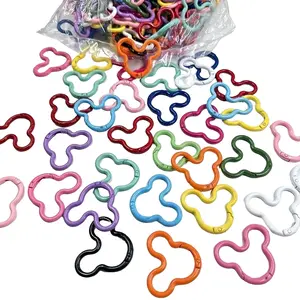 5-Pack Random Color Cartoon Character Keychains, Cute Cartoon Avatars, Versatile Charms, Holiday Decor, DIY Craft Keychains