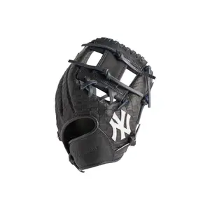 Kith x Rawlings Yankees Heart of the Hide