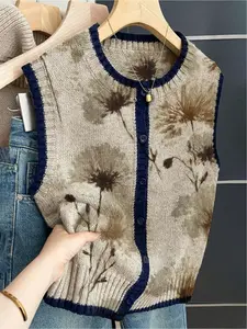 French retro style loose crew neck sleeveless Floral Pattern buttoned khaki women's sweater vest with plant print. Suitable for spring and summer wear. Vacation style, casual Tops