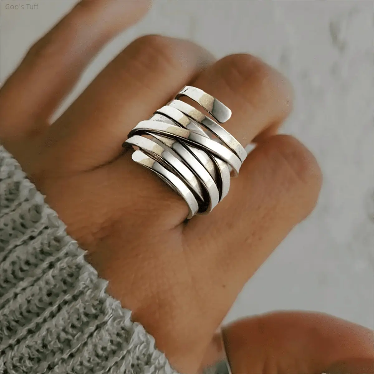 Women's Minimalist Texture Metal Twist Wrap Ring - European-American Style Cross-Border Costume Jewelry for Ladies' Daily & Street Stack Outfit Matching