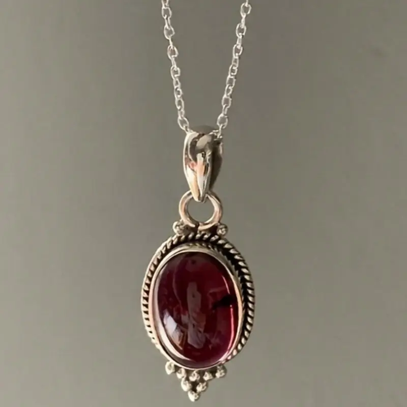 Vintage Bohemian Elegant Relief Embedded Oval Crystal Pendant Necklace, Exquisite Trendy Pendant, Ethnic Style Unique Women's Daily Wear Jewelry, Statement Necklace, Trendy Necklace