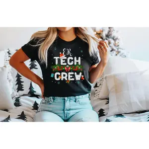 Er Tech Crew Christmas Shirt Graphic T-shirt Gift Emergency Room Technician Emt Medical Tech Med Tech Med Tech Christmas