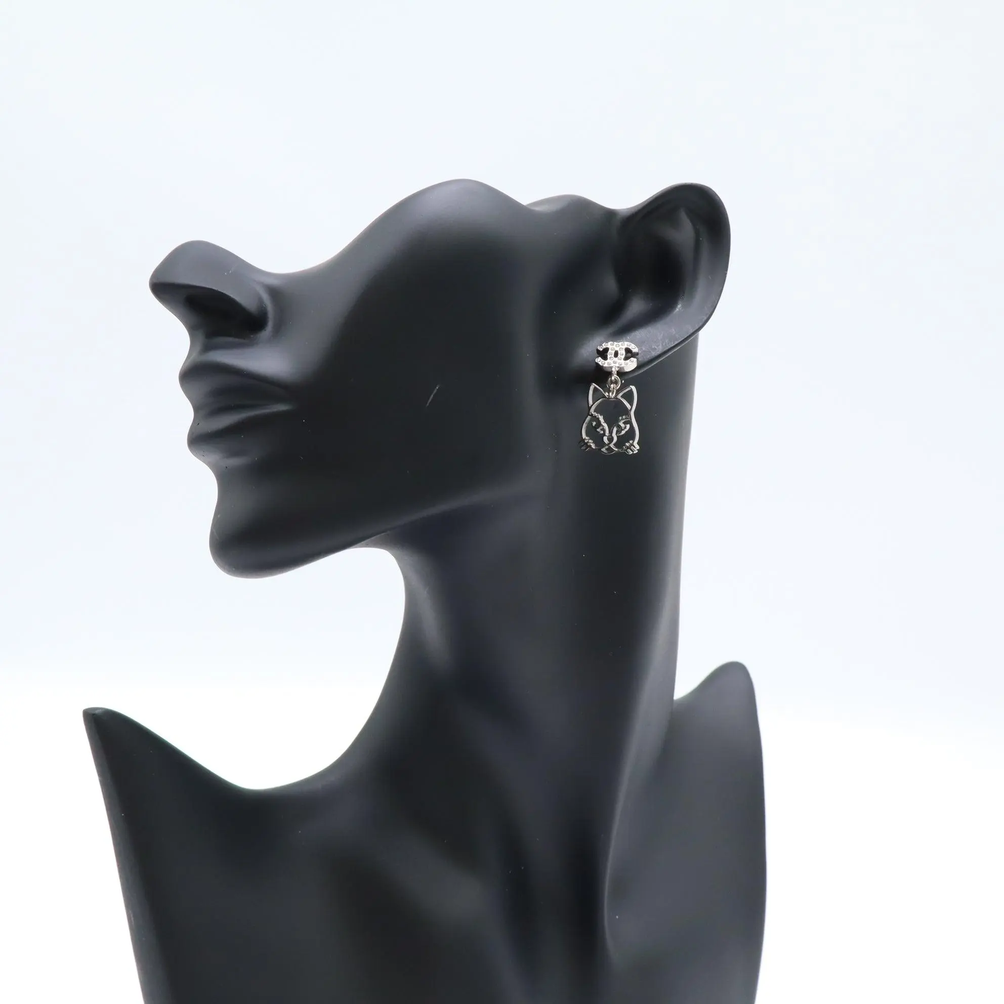 Pre-owned CHANEL Strass CC Choupette Cat Drop Earrings W22023