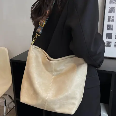 Women's Elegant Retro Crossbody Bag, Fashionable Large Capacity Shoulder Bag for Work & Daily Used, Unique Bags,  Casual Trendy Versatile High-quality Daily Commuting Purse, Handbag Sling Bag