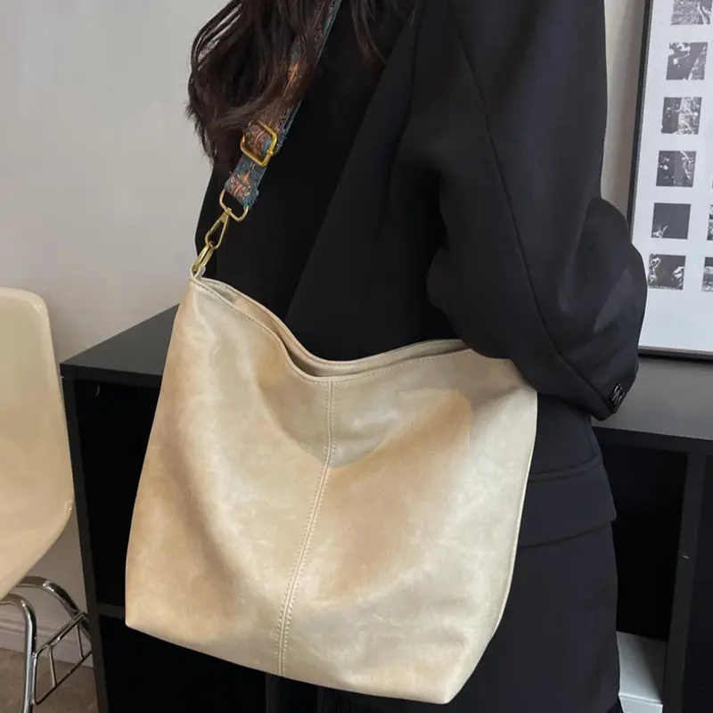 Women's Elegant Retro Crossbody Bag, Fashionable Large Capacity Shoulder Bag for Work & Daily Used, Unique Bags,  Casual Trendy Versatile High-quality Daily Commuting Purse, Handbag Sling Bag
