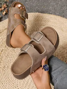 Summer multi colored retro wedge sandals for women, Wedge Heels Sandals, Roman style sandals with exposed toes and thick soles, Thick Soled Sandals, perforated breathable Velcro casual sandals and beach shoes, suitable for daily wear.
