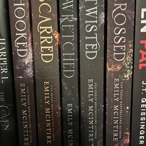 The Ultimate Book of Sharks -- Brian Skerry - Hardcover