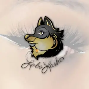 LoboLashes LLC shop logo
