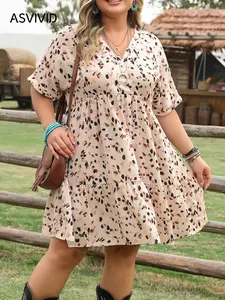 【Plus Size】 Ditsy Floral Print V Neck Dress, Bohemian Print Dresses, Casual Short Sleeve Ruffle Trim Dress for Summer, Women's Plus Clothing for Daily Wear