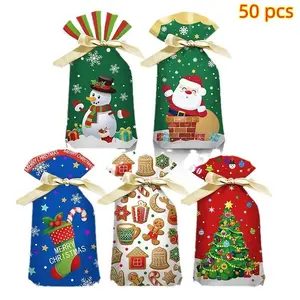 Christmas Themed Gift Bag, 50pcs/set Random Color Cute Santa Claus Elk Snowman Pattern Gift Candy Bag Small Presents Unique