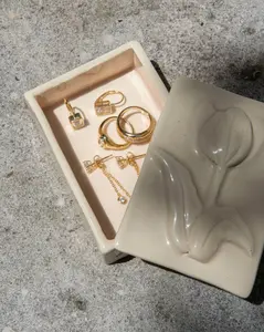 FLORAL CERAMIC MATCHBOX