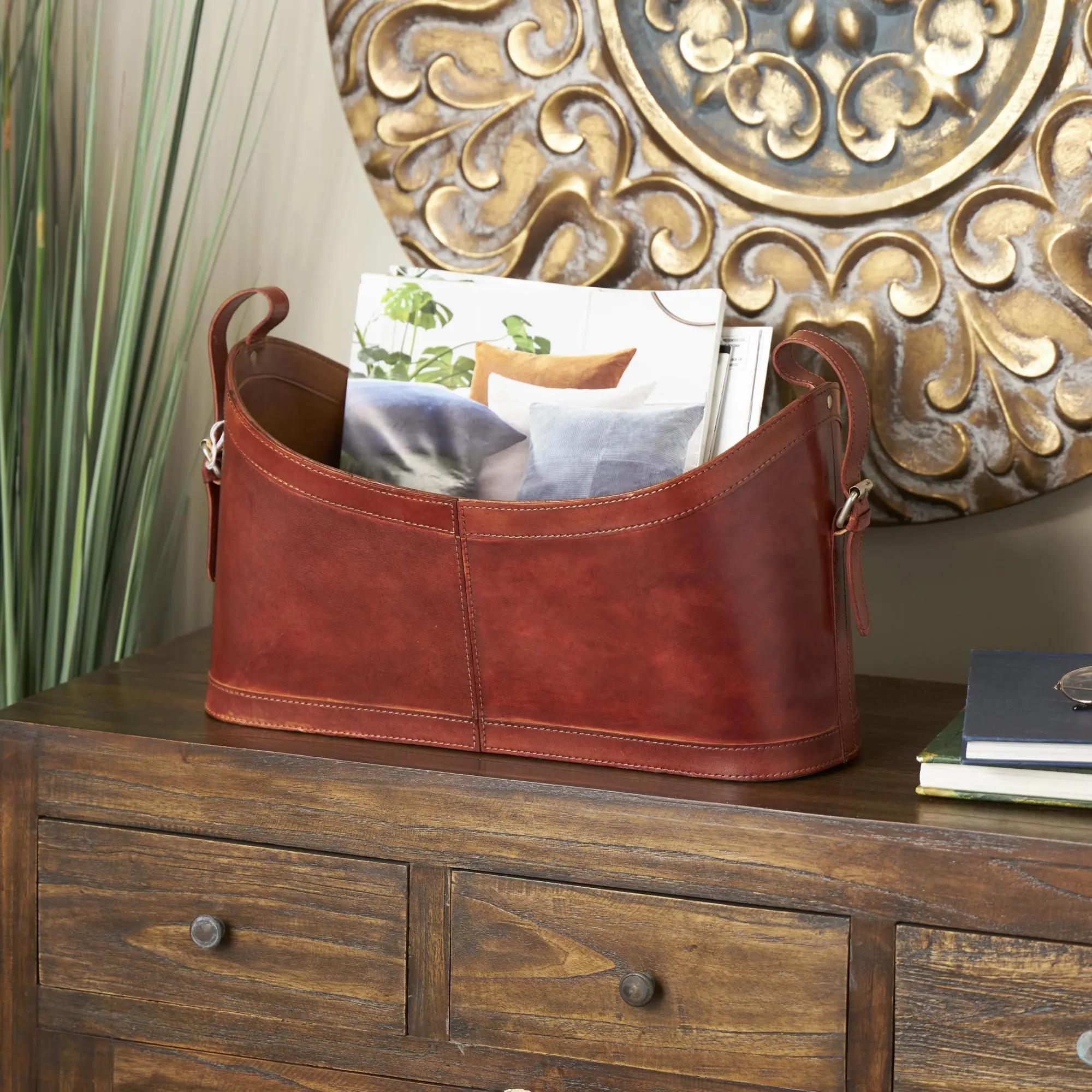 Handcrafted Brown Leather Curved Box-Style Single Slot Magazine Holder with Buckle Handles, Rustic Home Decor Storage Organizer for Living Room Office Filing Supplies, Unique Look