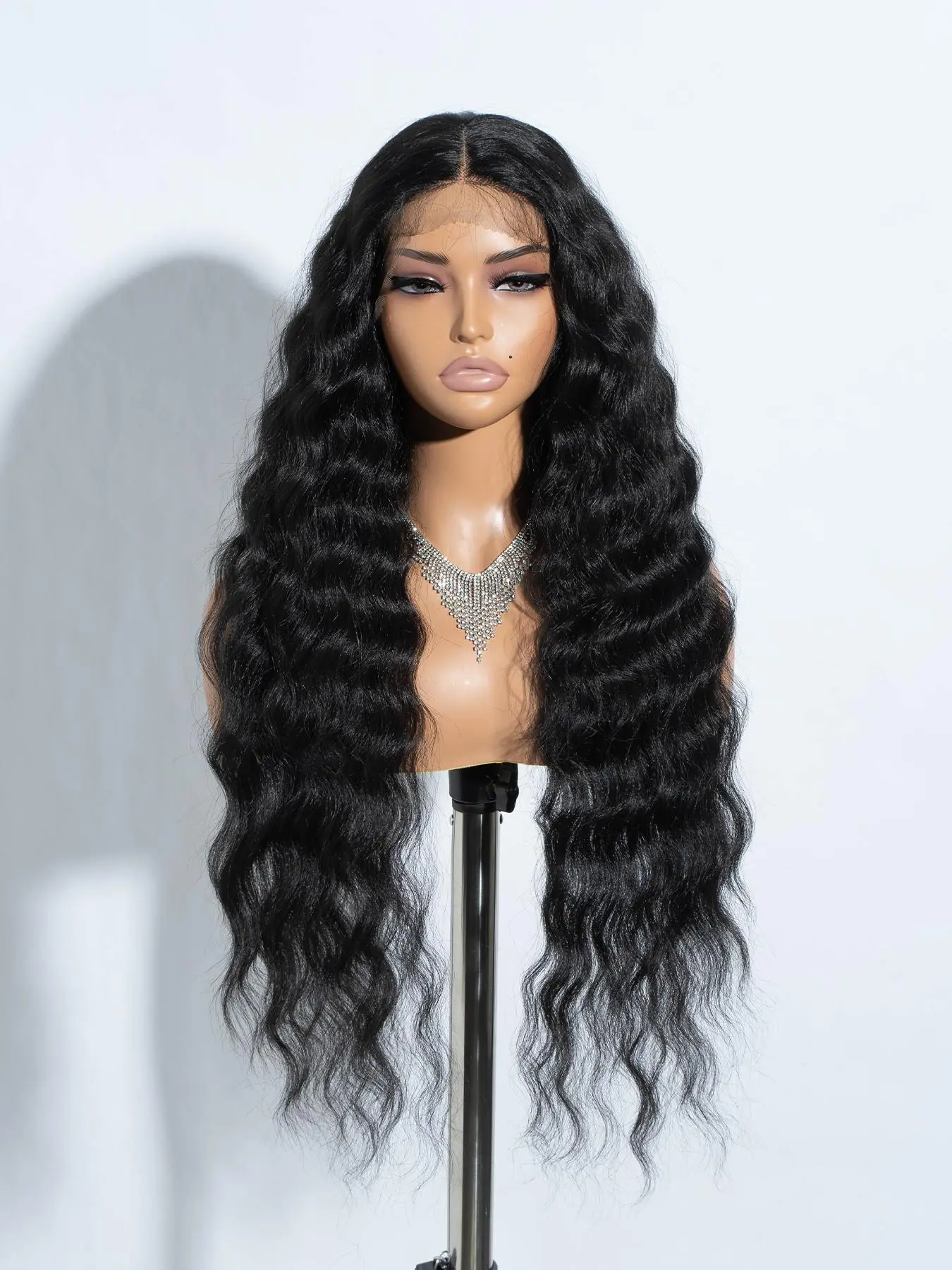 31 Inch Long Hair Curly Wavy Lace Front Synthetic Material Wigs, Glueless for Women, Frontal Wig without Bangs for Cosplay, Striking Hai Anime Wigs for Fall Outfits, Ready To Wear Wig, Curled Wig