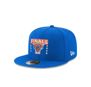 New York Knicks 59FIFTY Style Fitted Baseball Cap, Structured Flat Brim Design with Raised Embroidery