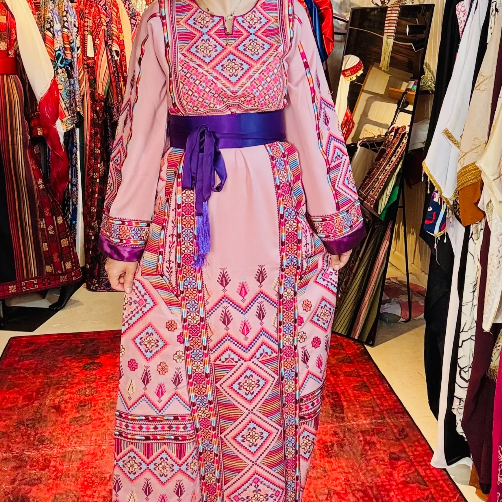 Thobe Al-Zahri Pink