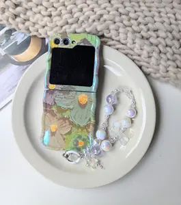 Green Floral Phone Case for Samsung Z Flip 5 with Beaded Phone Strap/Cellphone Protection Accessories Durable Smartphone