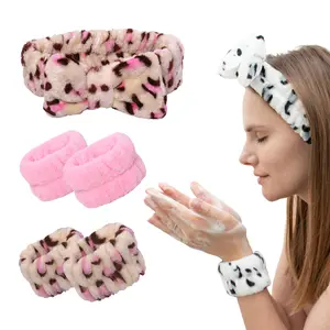 5 Pcs Skincare Bundle Gray Spa 1 Headband and 4 Wristbands . Enhanced Comfort and Absorbency for Beauty Routines Skincare sets.