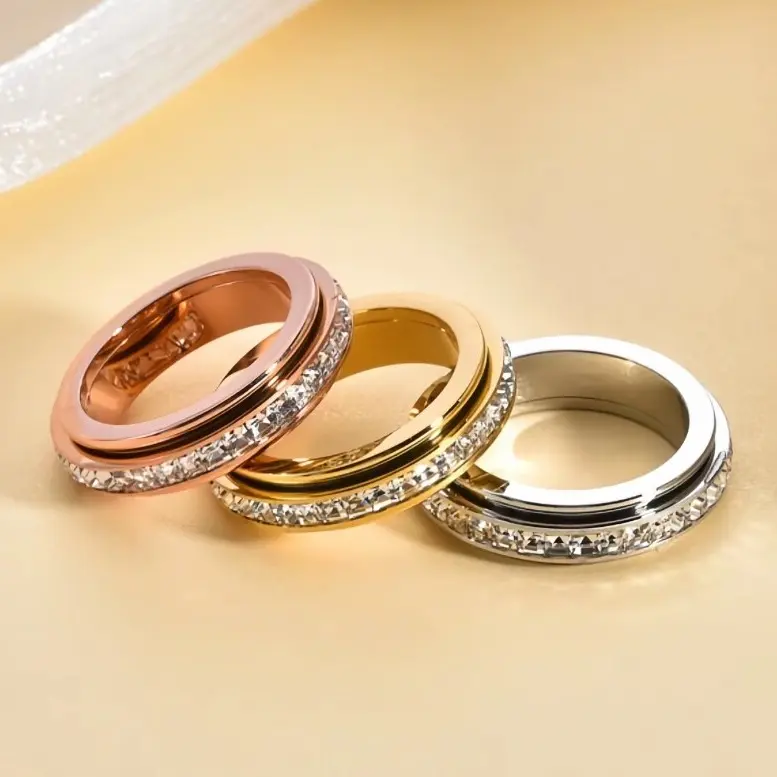 360-Degree Rotatable Cubic Zirconia Fidget Ring, Unisex Stress Reliever Jewelry, Wedding Gift Ideas, Hanukkah Present, Fashion Promise Ring