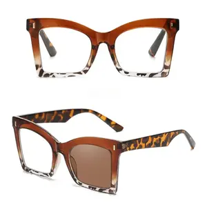 Progressive Sunglasses for Women, Square Reader Sunglasses with Spring Hinge, UV400 Protection Reading Sunglasses+1.5 Black