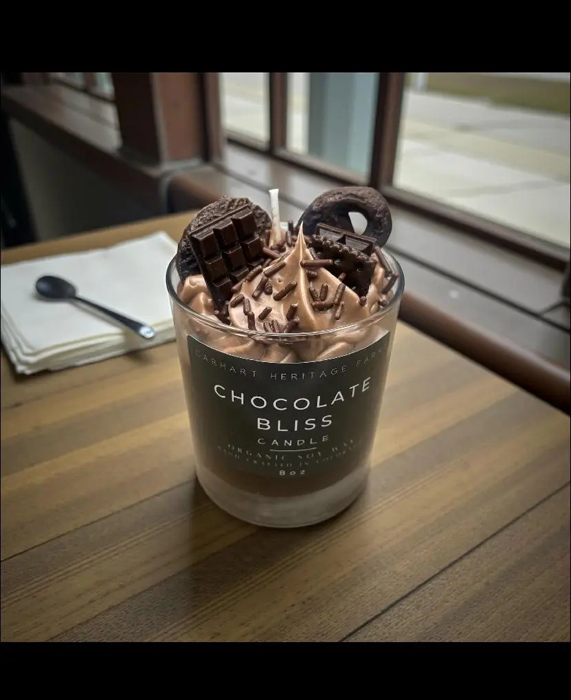 Premium Soy Candle – Chocolate Fudge Brownie Scent | Vegan Hand-Poured Wax Candle | Dessert-Inspired Home Fragrance