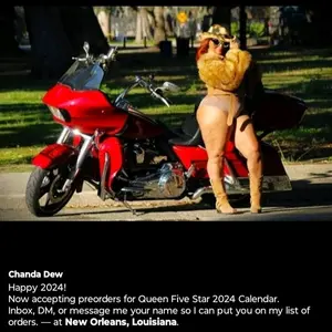 2024 Queen Five Star Calendar