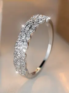 Elegant Band Rings Stackable Design, Synthetic Zirconia Inlay Bride Engagement Rings for Women, Bridal Engagement Rings, Perfect for Daily Wear, Ideal Birthday Anniversary Gift, Zirconia Inlaid