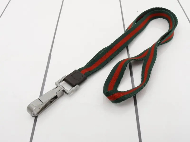 Pre-owned Gucci green and red Web fabric lanyard keychain 11619328247/583204