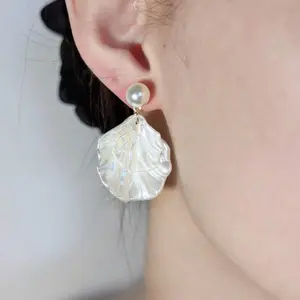 Elegant Shell-Inspired Stud Earrings for Women, Petal Design, Chic Everyday Jewelry Pair