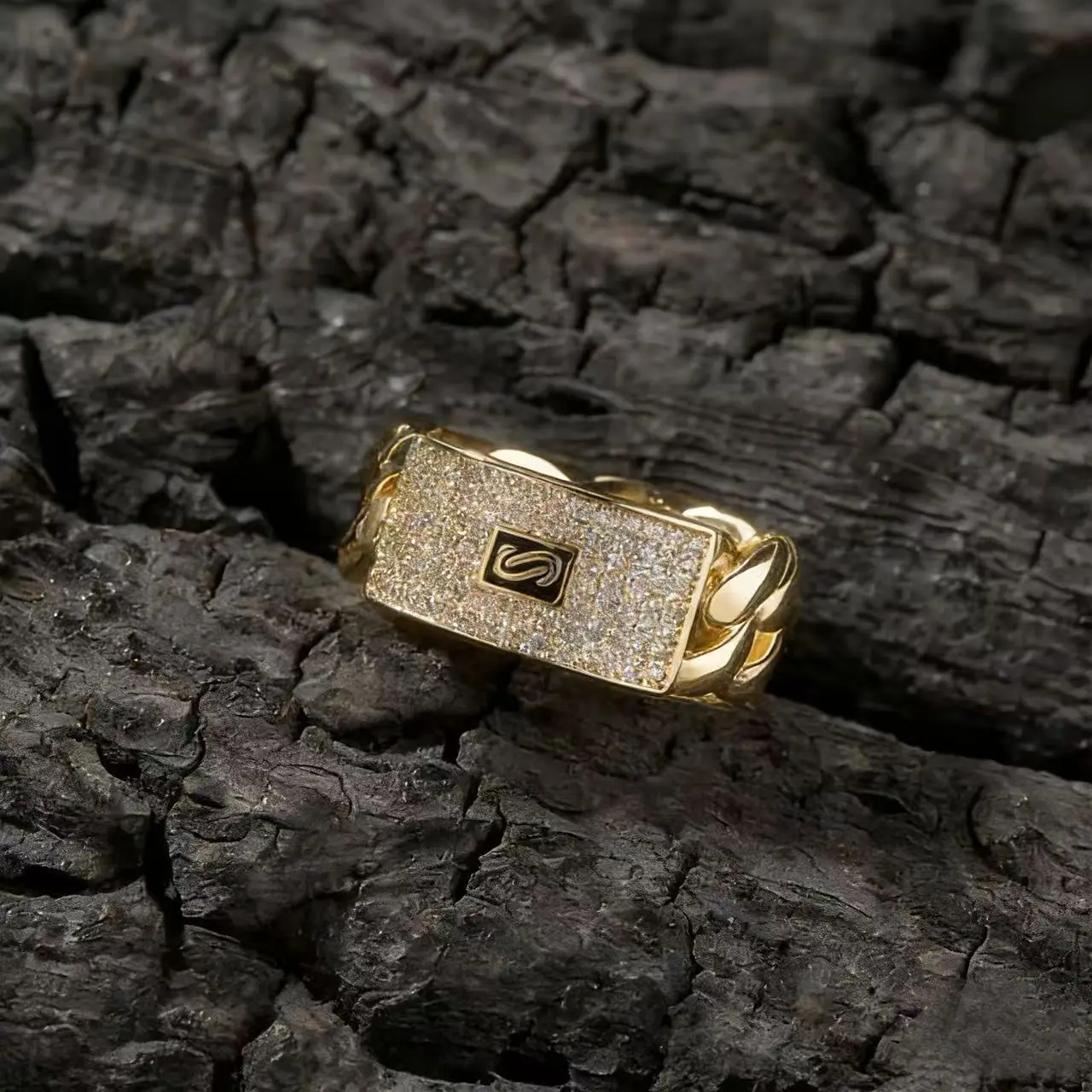 14K Gold Plated Iced Out Cuban Link Ring - Bling Initial "S" Zircon Ring for Men - Hip Hop Streetwear Jewelry Cuban Chain Ring Niche Design lced Out Zircon,Hip Hop personality Fashion, Hip Hop Ring forMen and Women