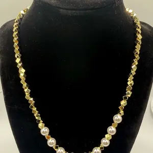 Collar/cadena (elejir durante la trasmicion)