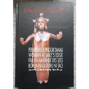 USED-Perempuan Di Pinggur Danau by Lena Simanjuntak-Mertes (Hardcover)