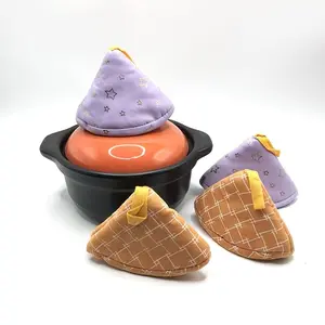 1pc Triangular Pot Lid Handle Cover - Non-Slip Grip Suitable for Cast Iron Pots, Enamel Saucepans, Stove-Top Cookware with Lid Holder, Lid for Lid Handling During ( Fit for Pot Lids)