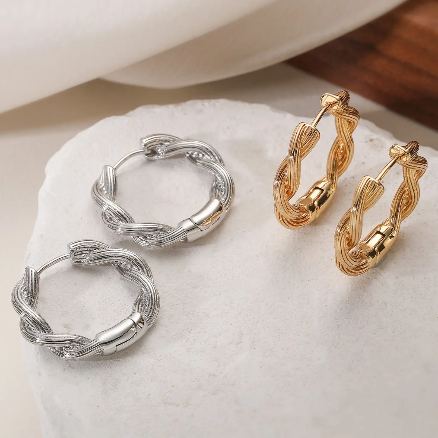 Women's Gold Hoop Earrings, New Trendy Geometric Twisted Thick Hoop Shape Earrings, Punk Style Sports & Outdoor Accessory Jewelry Gift, Punk Style Earrings