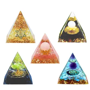 5PCS Ogen Crystal Pyramid Natural Crystal Stone Home Desktop Decorations Bohemian Handmade Resin Ornaments Perfect Handmade Art Collectibles Independently Packaged Geometric structures