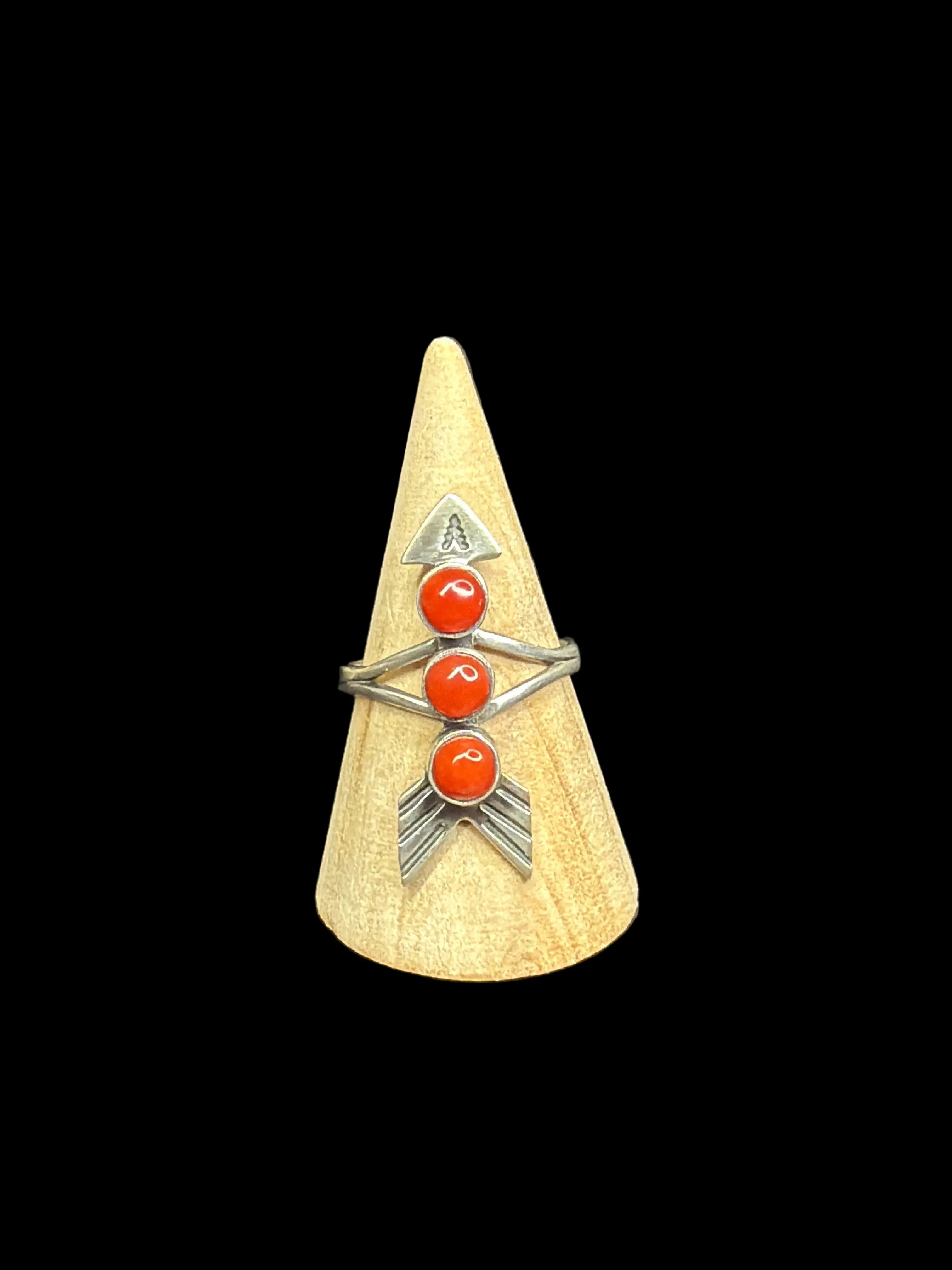 Handcrafted Italian Coral Ring - size 9