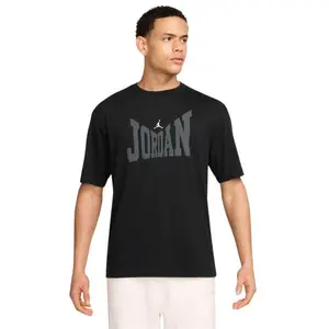 AIR JORDAN Men's Brooklyn T-Shirt - Fitted Short Sleeve Crew Neck Cotton Top HV3894-010 Black/Sail Streetwear