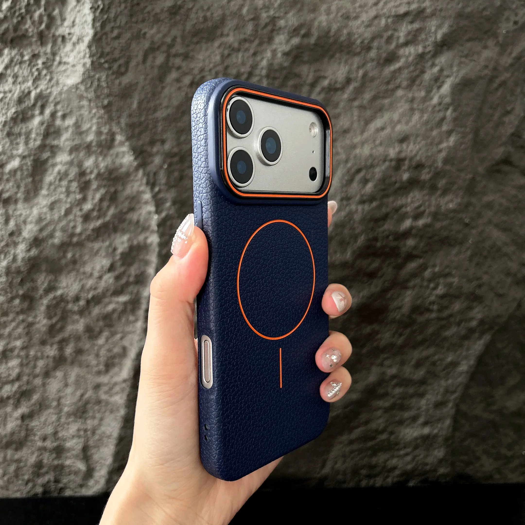 Litchi pattern magnetic anti drop phone case suitable for iPhone