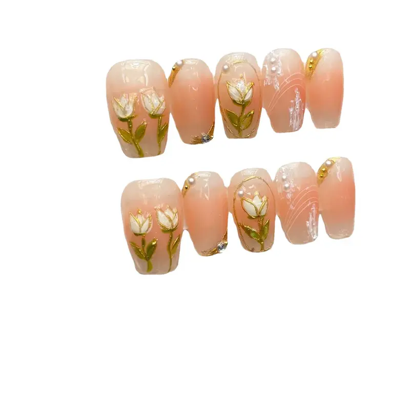 Choose various styles of nail art in the live streaming room and mix and match freely