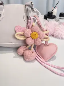 Flower Bag Charm Keychain, Elegant Floral Design, Perfect Accessory for Bags and Keys, Stylish and Functional Gift Idea, Hanging Ornament, Crochet Keychain