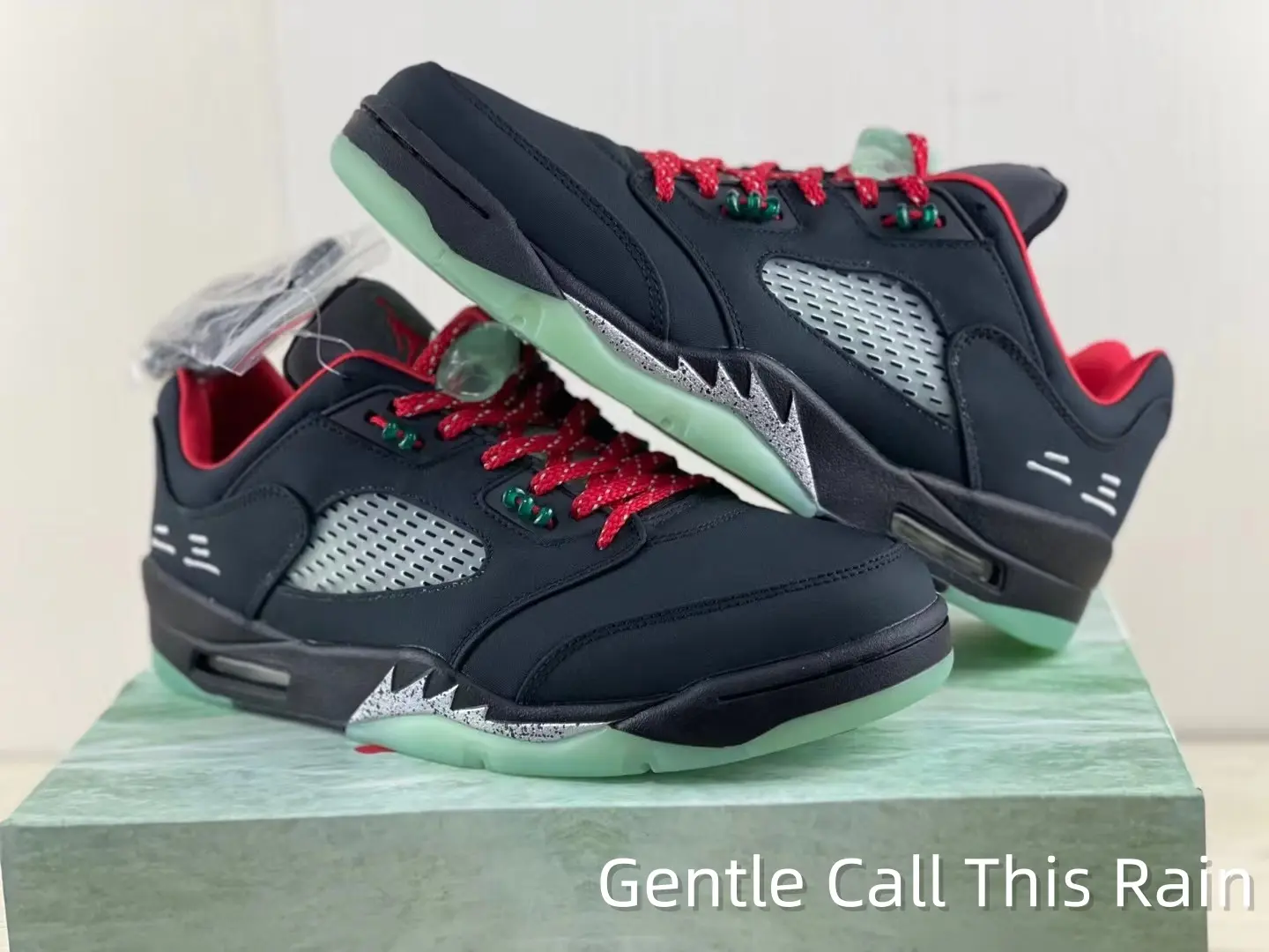 Low Top Shock Absorbing Basketball Sneakers | Smooth Leather & Breathable Mesh Upper | Casual Court Training & Trendy Daily Outfit | Reduces Foot Fatigue and Stuffy Sweaty Interior