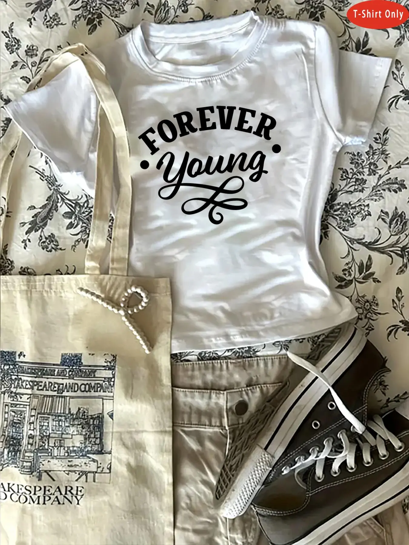 Women's "forever Young" Print Round Neck Tee, Casual Short Sleeve Crew Neck T-Shirt for Daily Wear, Ladies Clothes for All Seasons, Top