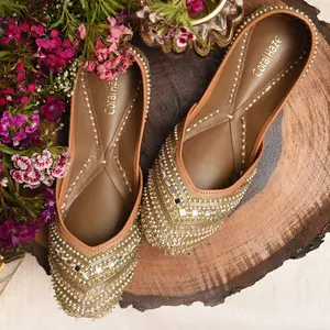 Gold Extraordinary - handmade genuine leather punjabi jutti/khussa/mojari/flats/bridal shoes